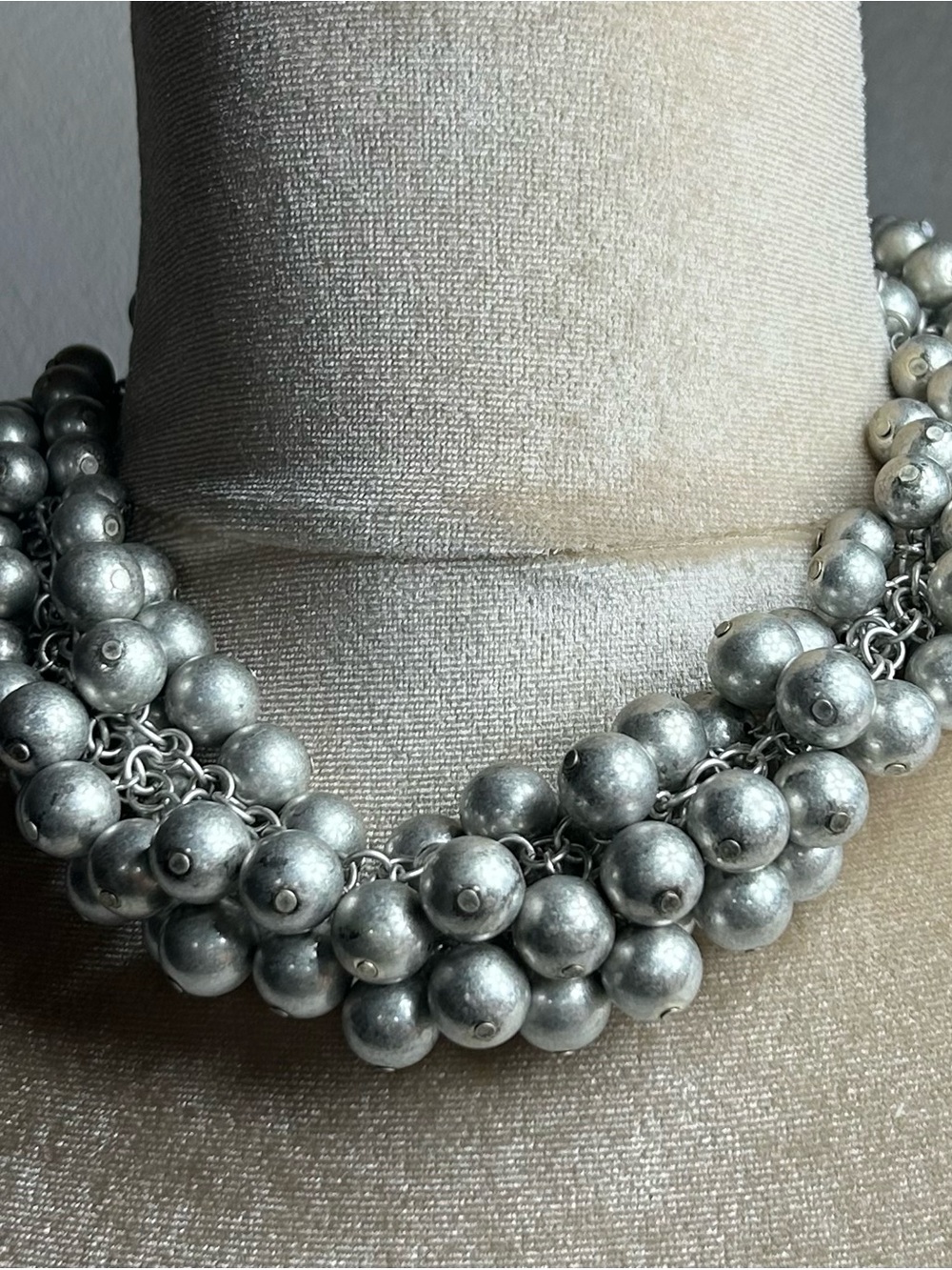 Premier Designs cluster Beaded Necklace